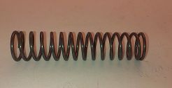 Sprężyna pionowa dźwigni zmiany biegów 126p