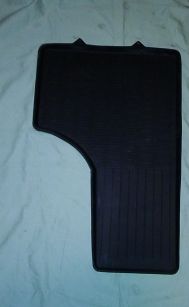 Dywanik gumowy  512 przód P 126p Stomil