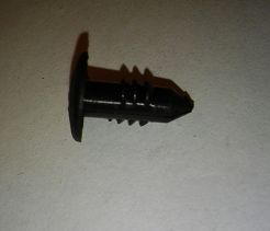 Spinka     5M uszczelki bagażnika 126p