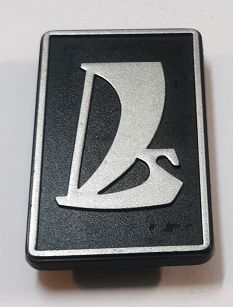 Emblemat atrapy przód Łada 2105 oryginał