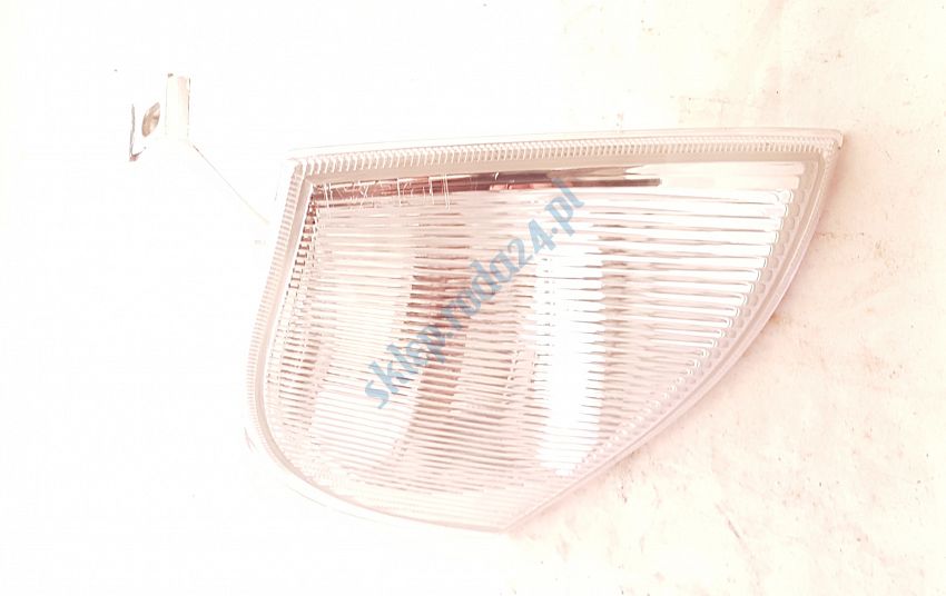 Lampa kierunkowskazu przód P Octavia I