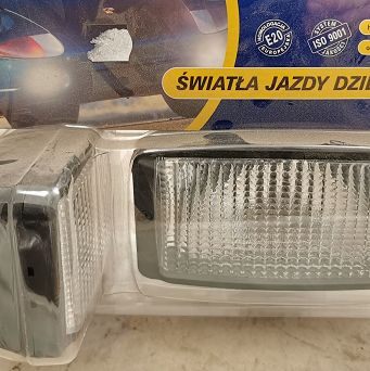 Lampy do jazdy dziennej prostokątne 138 x 78 Wesem