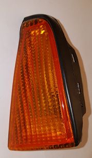 Lampa kierunkowskazu przód L CC Dobmar