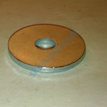 Podkładka stal.  8,0 x 32,0 x 2,8 amortyz. 126p