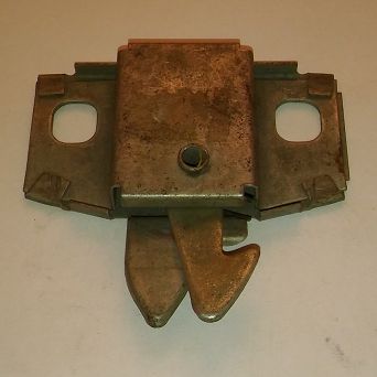 Zaczep zamka bagażnika FSO