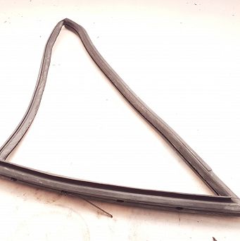 Uszczelka szyby trójkątnej stałej tył FSO