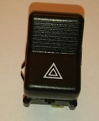 Przełącznik 517 świateł awaryjnych 126p ST