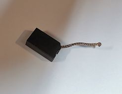 Szczotka   8,0 x 20,0 x 32,0 węglowa K 026 G