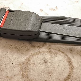 Pas bezwładnościowy L przód PN Atu kpl. Moravan