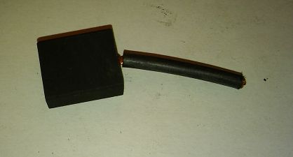 Szczotka   6,5 x 13,5 x 16,0 węglowa 854a