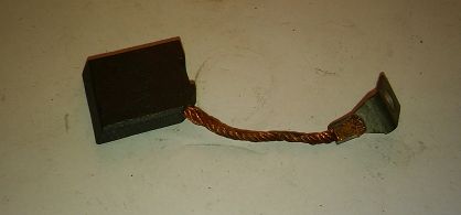 Szczotka   6,0 x 16,5 x 20,0 weglowa 126p