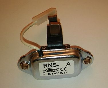 Regulator napięcia RNS - 55 A  Favorit, Felicia