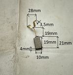 Szczotka   4,0 x 10,0 x 19,0 / 21,0 z blaszką CNC - 2