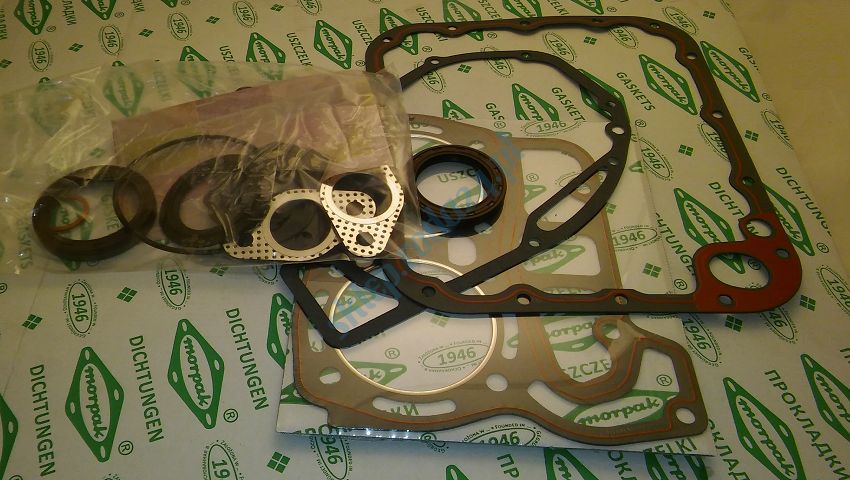 Uszczelki silnika z simmeringiem CC 700 Morpak