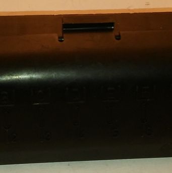 Skrzynka bezpieczników z pokrywą 126p