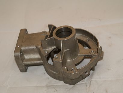 Obudowa alternatora 126p Elmot