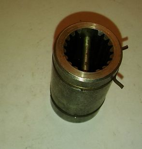 Tulejka wspornika wałka sprzęgłowego 126p, CC 700 