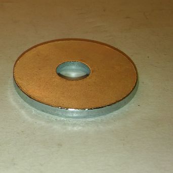 Podkładka stal.  8,0 x 32,0 x 2,0 amortyz. 126p