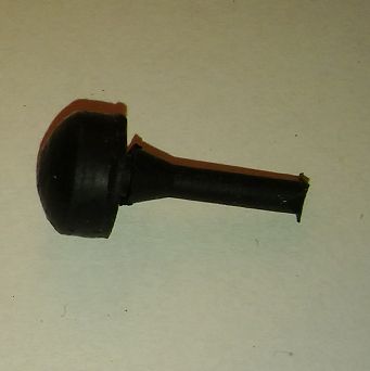 Odbój pokrywy bagażnika 126p