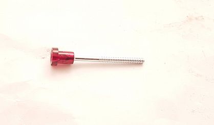 Spinka   13K wkręt  lampy tył 126p, kier. FSO cz.