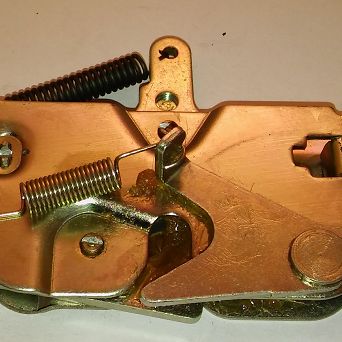 Zamek pokrywy silnika CC, SC Fiat