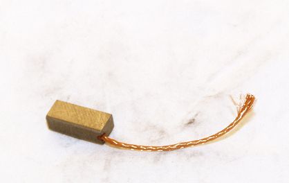 Szczotka   6,0 x 8,0 x 18,0 węglowa  608A/1