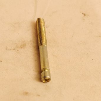 Śruba regulacji ref. długa FSO