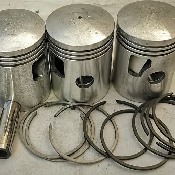 Zestaw tłoków I szlif 70,25 Syrena 105 Gorzyce