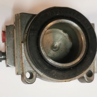 Cylinderek hamulcowy P wewn. Łada 2101 - 2107 oryg