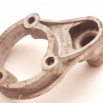 Podstawa dźwigni zm. biegów PN