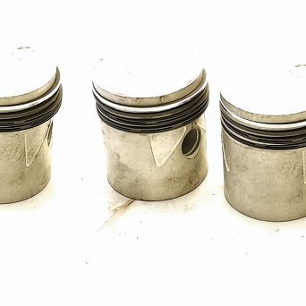 Zestaw tłoków IV szlif 82,24 Warszawa, Żuk, Nysa 