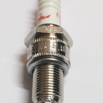 Świeca BP6ET 3 - elektrodowa PN, FSO, Żuk, Nysa