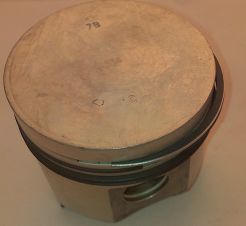 Tłok III 77,6 z pierścieniami 126p 650cc FSM
