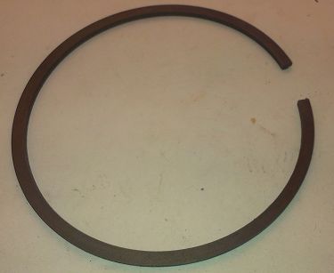 Pierścień zgarniający II Q 77,4 Fiat 126p 650, FSO