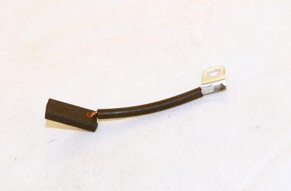 Szczotka   7,0 x 10,0 x 17,0 węglowa JUNAK