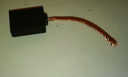 Szczotka   5,0 x 8,0 x 17,0 węglowa 420