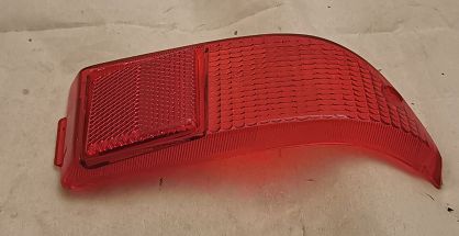 Klosz lampy tył "pozycji + odblask" Zastava 1100 P