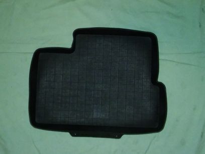 Dywanik gumowy  721 tył L