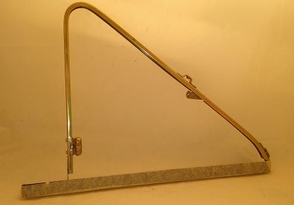 Ramka szyby obrotowej P 126p Fiat