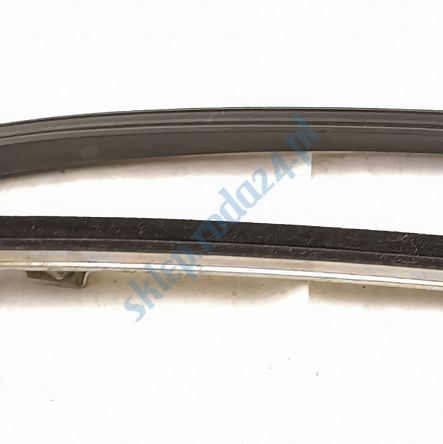 Prowadnica szyby opuszcz. drzwi przód P kpl. PN ST