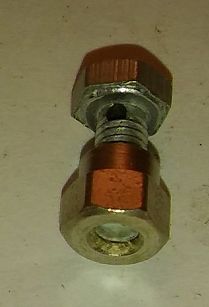 Śruba M   4x   10 linki ssania z nakr. 126p, FSO