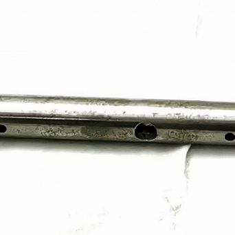 Oś dźwigni zaworowych FSO oryginał