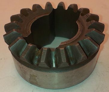 Koło koronowe mechanizmu różnicowego 126p FSM