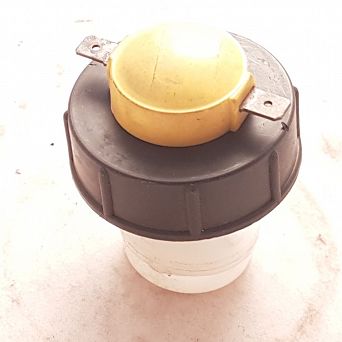 Korek zbiornika płynu ham. z czuj. 126p, FSO, PN
