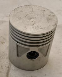 Tłok XII 83,50 Warszawa, Żuk, Nysa, Tarpan S - 21