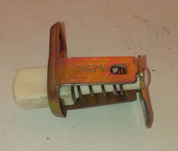 Wyłącznik drzwiowy 126p, CC 700