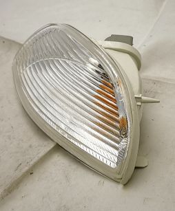 Lampa kierunkowskazu przód P SC Magneti Marelli