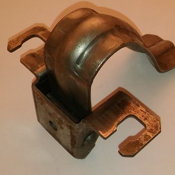 Zawias pokrywy bagażnika 126p