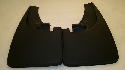 Błotochron tył plastik 126p FL kpl.