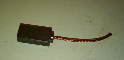 Szczotka   4,5 x 6,2 x 16,0 węglowa 